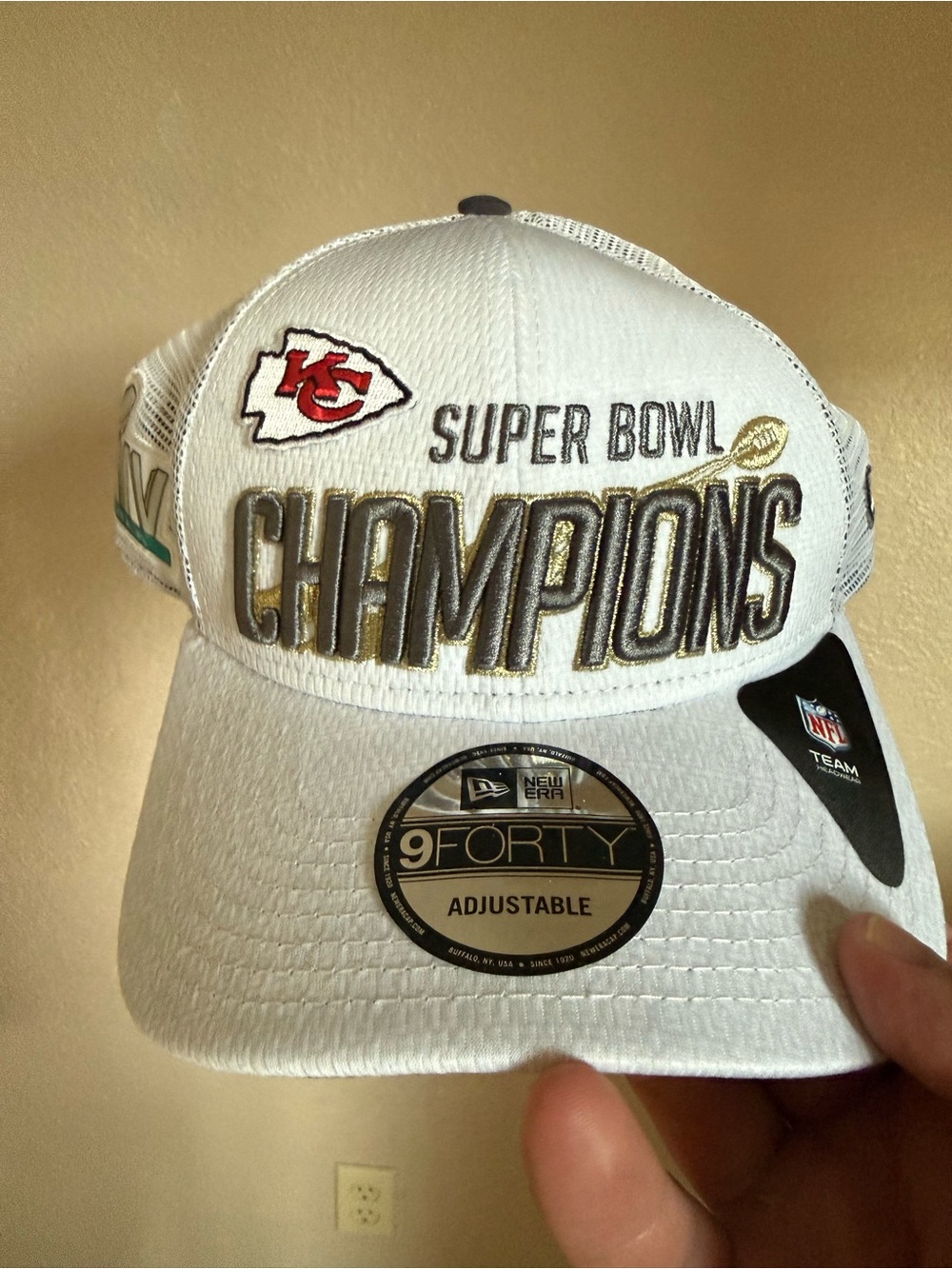 New Era Kansas City Chiefs White Super Bowl Champions 9FORTY Adjustable Hat